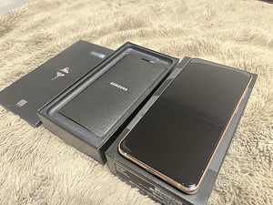 Samsung Galaxy s21 Plus 5g (8 фото из 8)