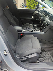 Peugeot 508 (12 фото из 14)