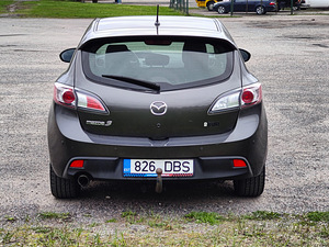 Mazda 3 (4 фото из 14)