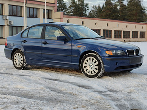 BMW 318 (1 фото из 12)