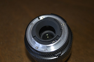 Nikon AF Nikkor 35-70mm 1: 3.3-4.5 (MKI) (5 foto / 10)