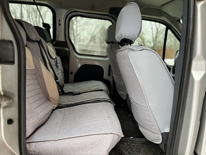 Ford tourneo connect (5 foto / 10)
