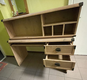 Продам комплект стол+полки (2 фото из 5)