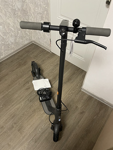Müüa elektriline roller XIAOMI MI ESSENTIAL LITE (2 foto / 3)