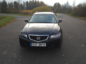 Honda Accord 2.2 cdti (3 foto / 10)
