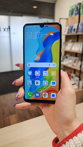 Huawei P30 lite 128GB (1 foto / 3)