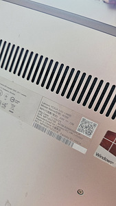 SÜLEARVUTI Lenovo Yoga 520-14IKB (7 foto / 7)