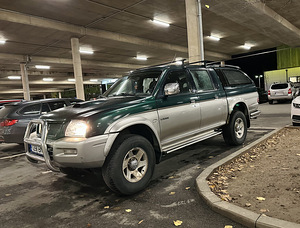 Mitsubishi L200 2005a 98kw 2.5 (2 foto / 9)
