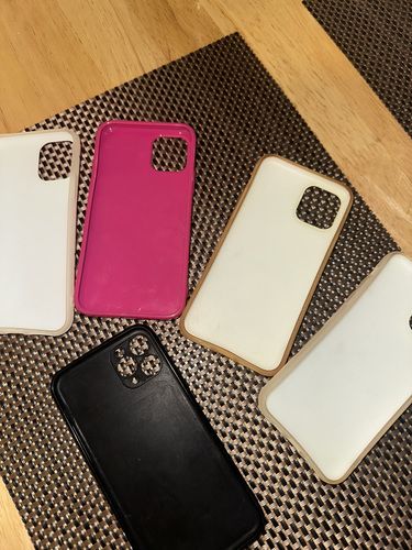 Чехлы для телефона iPhone 11 Pro