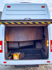 Mercedes-Benz Sprinter 2.9 !!! 90kW (10 foto / 10)