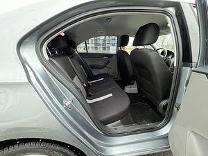 SEAT Toledo 1.6 diisel 2013a. (11 foto / 14)