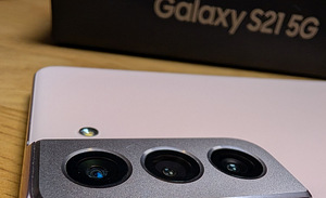 Samsung Galaxy S21 5G (4 foto / 6)