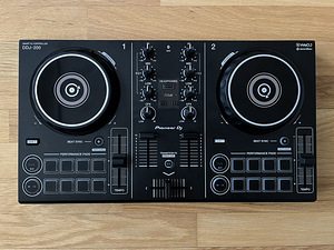 DJ pult kontroller Pioneer DDJ-200 (1 foto / 2)