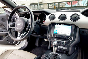 Ford Mustang EcoBoost 2.3 231kW (4 foto / 5)