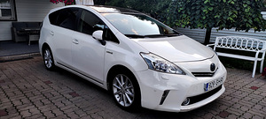 Toyota Prius Plus Alfa (1 foto / 15)