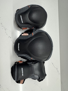 PowerSlide PRO WOMEN TRI-PACK kaitsmed (1 foto / 2)