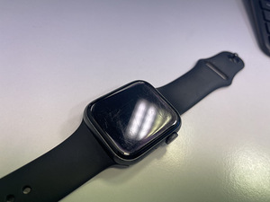 Apple Watch 5 44mm 32GB (2 foto / 2)