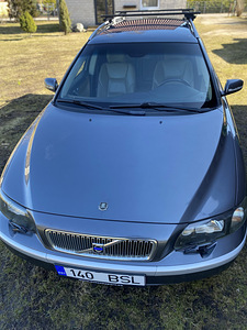 Volvo V-70 AWD 2004a. 120kw diisel (1 foto / 15)
