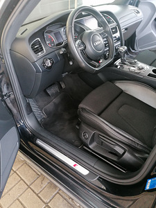 Audi A4 S-Line продам (10 фото из 15)
