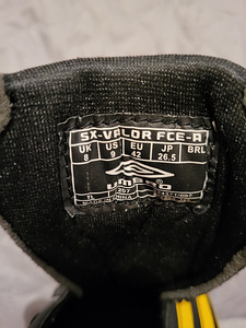 Umbro 42 jalgpallisaapad (2 foto / 3)