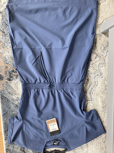 Uus The North Face kleit M (4 foto / 5)