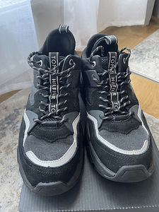 Tommy Hilfiger tossud s.40 (2 foto / 4)