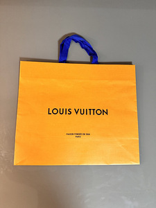 Originaalsed Louis Vuitton shopping kottid (5 foto / 7)