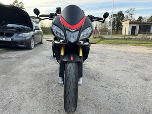 Aprilia Tuono V4 1100RR (6 foto / 10)