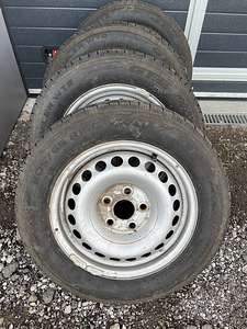 VW T5 205/65 R16 (1 foto / 6)