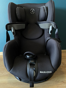 Turvatool MAXI COSI Axiss, 9-18 kg, Authentic Black (1 foto / 4)