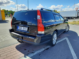 Volvo V70 D5 (1 фото из 6)