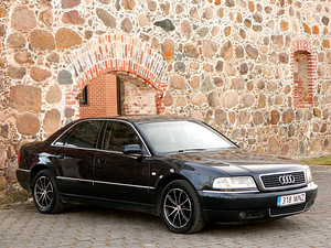 Audi A8 TDI Quattro (1 foto / 15)