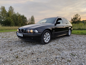 BMW 530D (1 фото из 10)