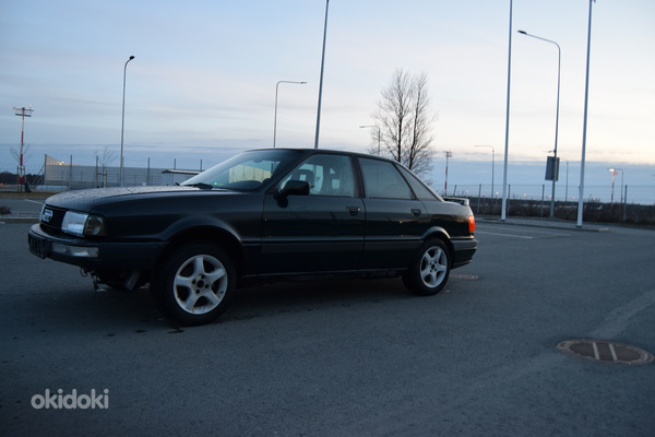 Audi 80 quattro "10 jahre edition" (фото #1)