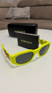 Солнцезащитные очки Versace Medusa оригинал (Farfetch) (4 фото из 5)