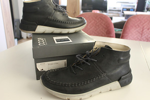 Ecco Cross X poolsaapad meestele nr 44 EU (2 foto / 6)