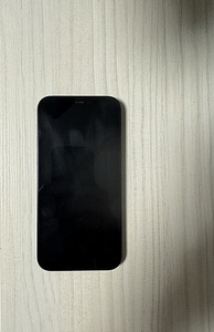 iPhone 12 64 ГБ (2 фото из 3)