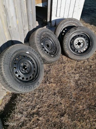 Saab, ford sierra plekid rehvidega
