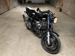 Yamaha fzs600 (3 foto / 4)