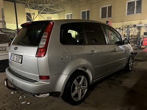 Ford c-max heas olukorras (7 foto / 11)