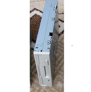 Floppy считыватель FDD (1 фото из 1)