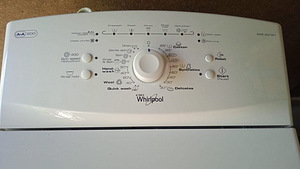 СТИРАЛЬНАЯ МАШИНА Whirlpool (2 фото из 2)