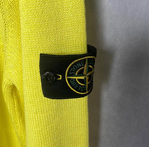 Stone island (2 фото из 5)