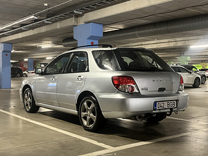 Subaru Impreza GX 2.0 92kW (2 foto / 6)