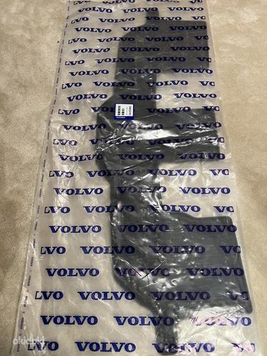 Резиновый коврик volvo XC90, 39832193 (фото #3)