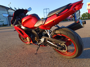 Kawasaki Ninja ZX6R (4 foto / 9)