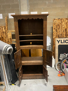 Täispuidust TV alus ja Vitriinkapp (5 foto / 5)