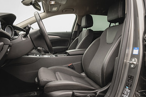 Opel insignia 2.0 125kw (9 foto / 13)