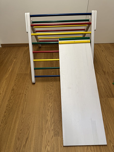 Värviline Pikleri kolmnurk kaldteega (2 foto / 3)