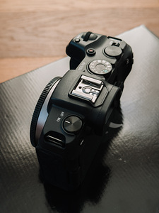 Canon EOS RP + SanDisk Extreme Plus mälukaart 64gb (4 foto / 4)